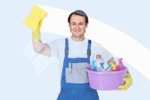 Local cleaner in Harringay supporting office cleaning