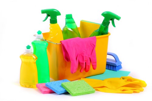 End of tenancy cleaning in Harringay preparing a flat for inspection